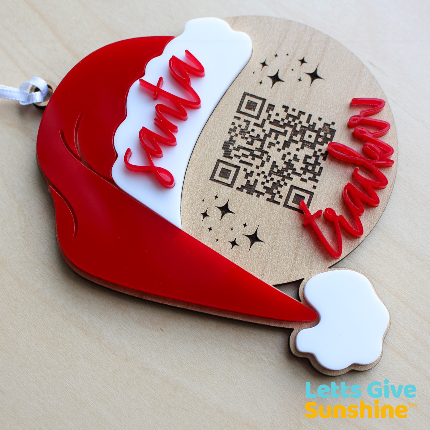 Santa Tracker Christmas Ornament: Track Santa Clause around the World